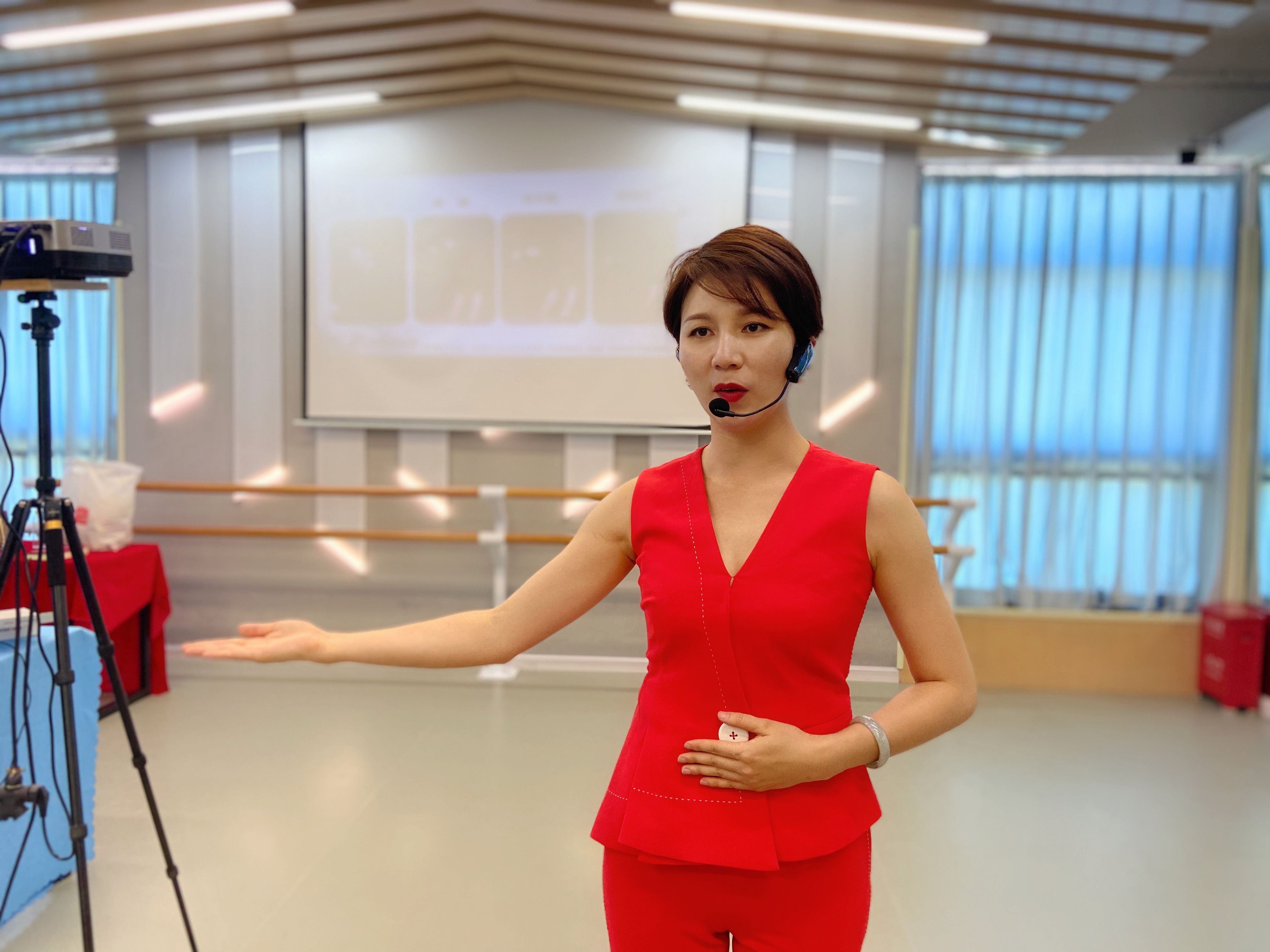 东莞公司服务礼仪培训案例|能带来直接利润